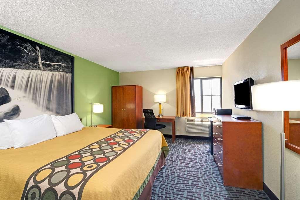 Spark By Hilton Wichita East Номер фото